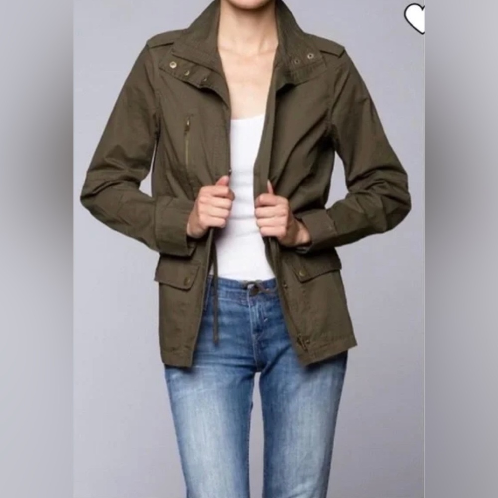 NWOT Love Tree Green Lightweight Utility Jacket Size Small